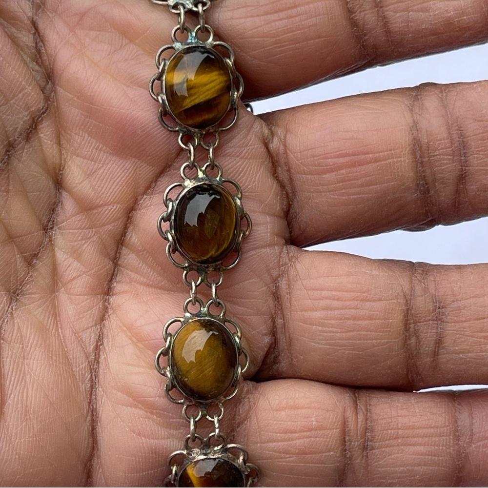 Tiger eye bracelet